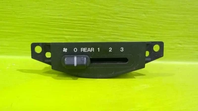 00 01 02 03 04 05 06 MPV INTERRUPTOR DE CONTROL DE TEMPERATURA TRASERO OEM 3732-4 Foto 1 de 2