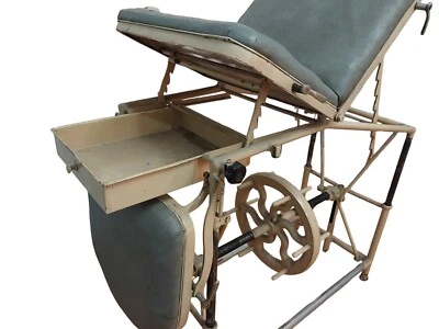 ANTIGUA MESA DE OPERACIONES QUIRÚRGICA CIRUJANO EXAMEN MÉDICO HIERRO RARO 19 Foto 1 de 4