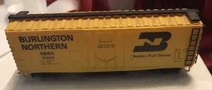 Roco HO Track Cleaning Burlington Northern Box Car RBWX 64040, Used - Picture 1 of 3