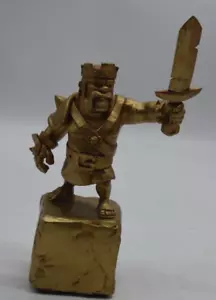 Statua SUPERCELL Clash Of Clans Re Barbaro 2018 variante oro LTD EDT YES - Foto 1 di 10