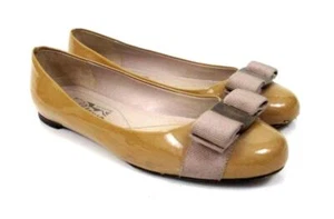 SALVATORE FERRAGAMO VARINA TAN PATENT LEATHER BALLET FLATS SZ.5.5B - Picture 1 of 6