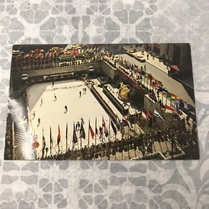 Rockefeller Plaza Eisbahn New York City Vintage Postkarte Vögel Augenansicht - Bild 1 von 3