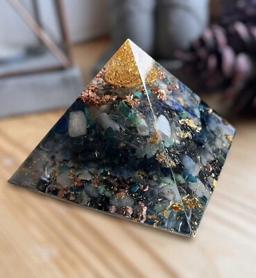 Orgonit Pyramide Loslassen (liebevolle Handarbeit) - Bild 1 von 4