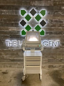 2012 Ulthera - Hautstraffung & Verjüngung, Kollagenproduktion - Bild 1 von 8