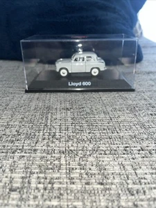 Schuco 1/43 Lloyd 600 Blanco 02085 - Imagen 1 de 5