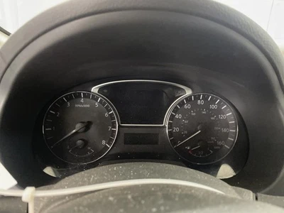 Medidor de velocímetro usado se adapta a: Nissan Altima Cluster Sdn AT CVT 2014 2,5 L 4 cilindros Foto 1 de 4