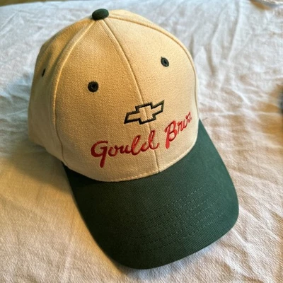 Gould Bros Hat Chevrolet Chevy Emblem  White & Green Cap NEW Foto 1 de 4