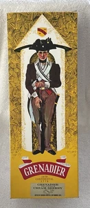 Grenadier Spirits Co. Whisky Dekanter "1st Pennsylvania 1775" Porzellan 70er Jahre - Bild 1 von 17