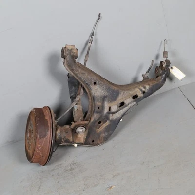 Brazo de control trasero derecho Volkswagen Eurovan 1992-1995 701501403F OEM usado Foto 1 de 4