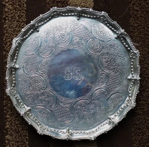SOLID SILVER GEORGIAN SALVER 1774 LONDON GKE ENG TINY EDGE CHIP SUPERB 784 GR - Picture 1 of 7