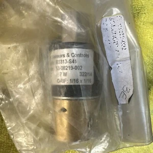 NOS Gillig Bus 53-08219-002 Air Control Valve, 24V 100PSI. Gems B3313-S41 - Picture 1 of 1