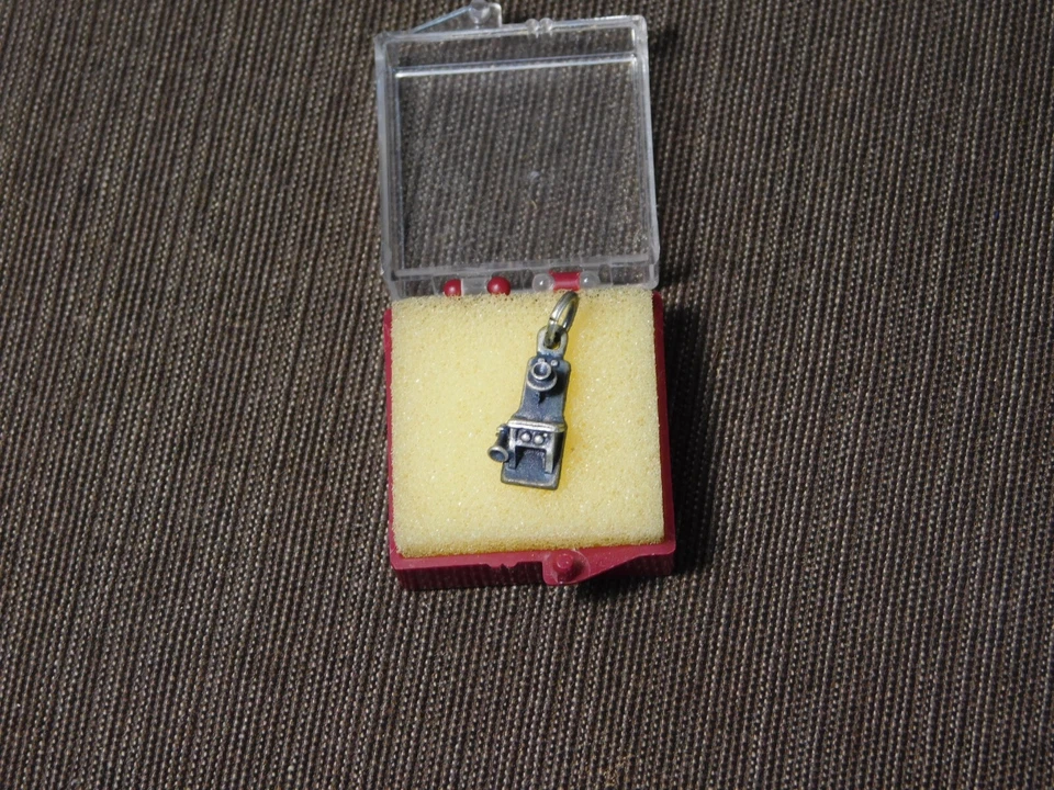VINTAGE  STERLING SILVER MINI TELEPHONE CHARM - Image 1 of 4