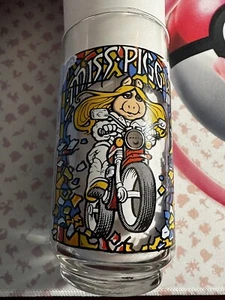 Vintage McDonalds The Great Muppet Kapernglas Miss Piggy 1981 - Bild 1 von 3
