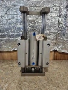 SMC #MGGLB50TN-125 PNEUMATIC CYLINDER - Picture 1 of 10