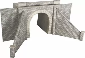PO243 Metcalfe OO Scale Gauge Model Railway Single Track Tunnel Entrances Kit - Picture 1 of 3