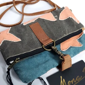 Mona B Canvas Crossbody Purse Starfish Stars Fold Over Black Peach Blue - Picture 1 of 4