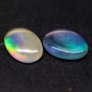 0.75Ct. Natural Opal Cabochon Multi Colors Glittering Rainbow 3D! Ethiopian - Picture 1 of 7