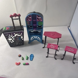 Monster High Café Social Spots Creepateria Juego Muebles y Accesorios 2014 - Imagen 1 de 14