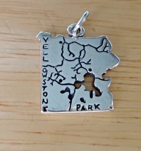 Dije de plata esterlina mapa del Parque Nacional de Yellowstone Wyoming 19x22 mm - Imagen 1 de 3