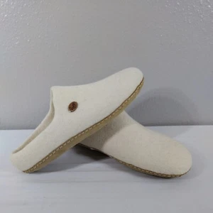 Woolfit German Handmade Wool Slippers Cream Size 42, Men's US 9, Women's 11 - Picture 1 of 7