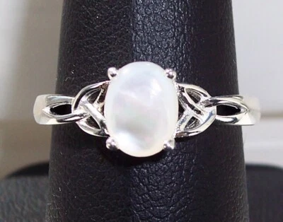 Женское кольцо из стерлингового серебра 925 пробы с перламутром - Изображение 1 из 4