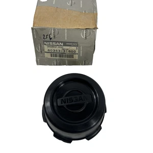 Genuine OEM Nissan Center Cap 4034331G00 - Picture 1 of 4