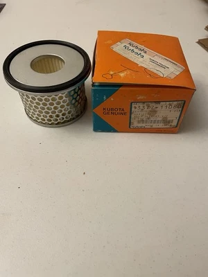 Kubota OEM Air Filter 13377-11080 New Genuine NOS for A3000 Generator - Image 1 of 3