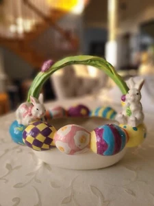 Beautiful Ceramic Easter Bunny Basket 9x7" - Picture 1 of 8