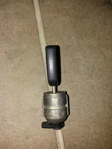 Ford Fiesta MK6/Fusion gasolina solapa cerradura y llave - Imagen 1 de 1