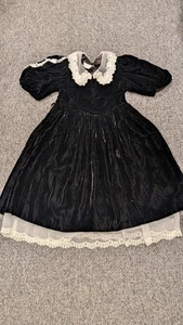VINTAGE Anne Savoy Dress Girls Black Velvet Lace Trim Velour Prairie Peasant - Picture 1 of 11
