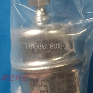 QTY:1 GLFPF6101VM4 Gas ultrapure ultra clean filter 1/4in. male VCR - Picture 1 of 4