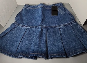 Lioness Women's Size 8 Pleated Denim Mini Skirt NWT Medium Wash - Picture 1 of 9