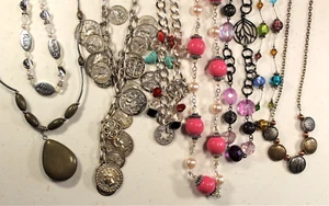 Lote De Colección De 8 Collares Cortos Gargantilla Variedad Surtida (N103A) - Imagen 1 de 9