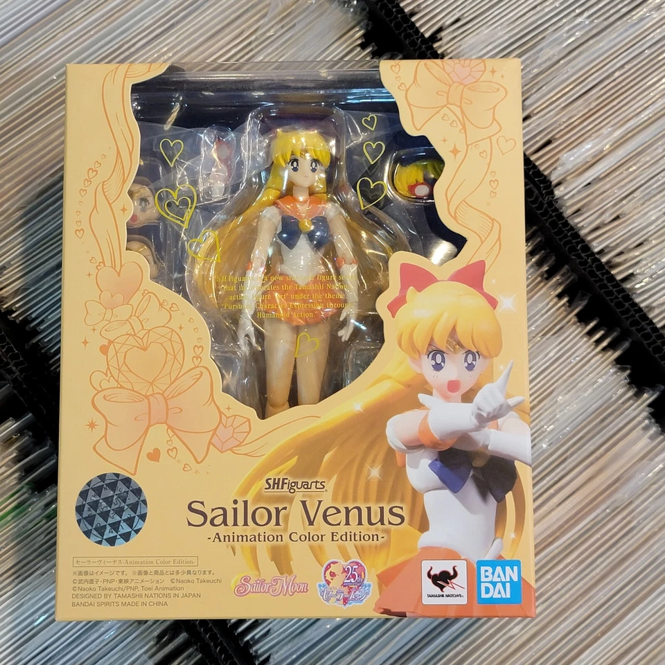 Bandai S.H. Figuarts Sailor Moon Venus Animation Color Edition