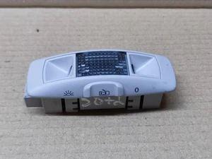 Sensore ultrasuoni luce tetto interno Volkswagen Passat B5.5 2003 RH 3B0951172F - Foto 1 di 8