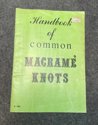 Manuale vintage 1971 dei nodi comuni di macramè - Immagine 1 di 4
