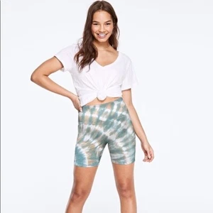 Victoria’s Secret PINK Cotton Bike Shorts Status Blue Tie Dye XL NEW - Picture 1 of 3