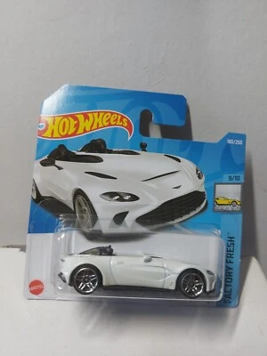 Hot wheels 1/64 🇨🇵 aston Martin v12 speedster mainline 2022 - Photo 1/4