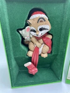 Vintage Stocking Hanger 1982 Hallmark Christmas Raccoon With Mouse Original Box - Picture 1 of 7
