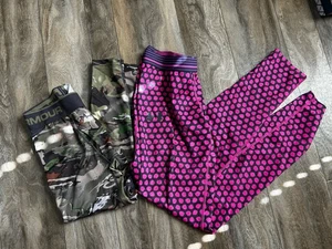 Under Armour Leggings Youth Girls Two Pair Lot Camo YM Polka Dot XL - Picture 1 of 4