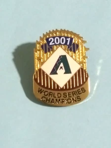 MLB Arizona Diamondbacks 2001 World Series Champs Gold Metal Enamel Pin Back - Picture 1 of 3