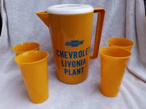 Vtg Chevrolet Livonia Plant Bowtie Pitcher and 4 Cup Plastic Drink Set - Picture 1 of 7