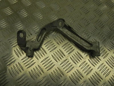 Soporte de montaje Toyota YARIS 2017 2562547010 Foto 1 de 3