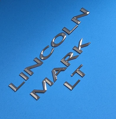 Lincoln Mark LT 2006-2008 cromo puerta trasera emblema letras OEM trasero 06 07 08 Foto 1 de 4