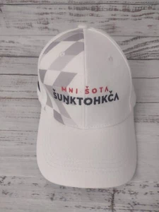 Gorra Minnesota Timberwolves Unisex Blanca Native American Heritage Night - Imagen 1 de 7