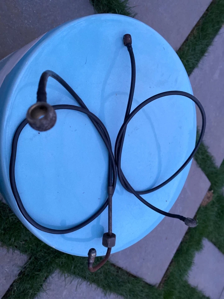 Manguera de válvula de arranque en frío regulador de calentamiento Bosch 1977-1979 BMW E21 320i Foto 1 de 1