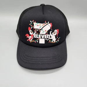 7-Eleven Weihnachten Huhn Mütze Snapback Cap schwarz Trucker Retro Mitarbeiter Netz - Bild 1 von 6