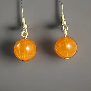 Vintage Boho orange Perlen & goldfarbene Ohrhänger 1,75" lang - Bild 1 von 6