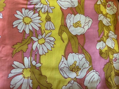 1960er Vintage Baumwollstoff Flower Power Groovy Hippie rosa gelb 36"x62" Retro - Bild 1 von 4