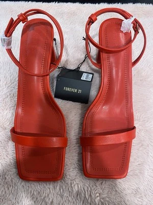 Sapatos femininos Forever 21 salto vermelho tiras tamanho 10 - Imagem 1 de 3